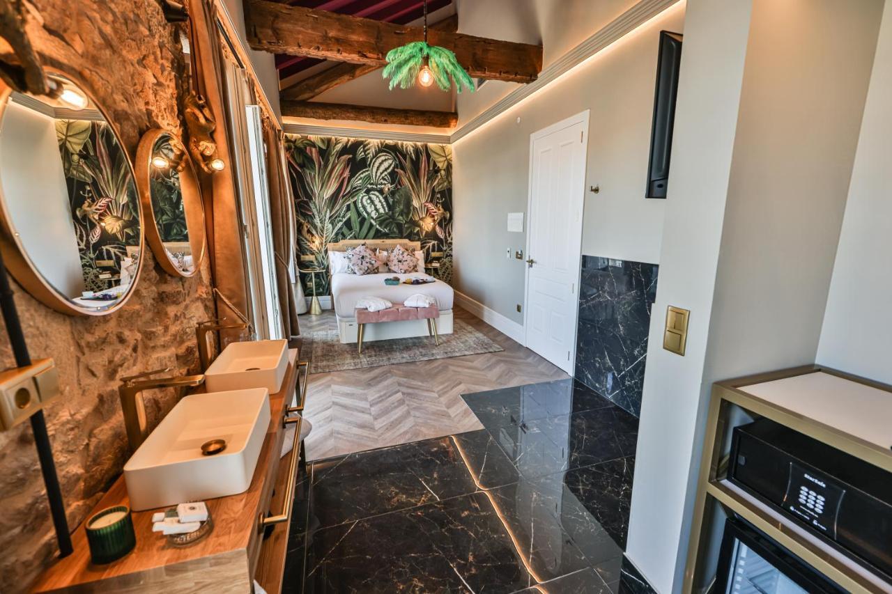 Hospedium Hotel Barometro De Camariñas 외부 사진
